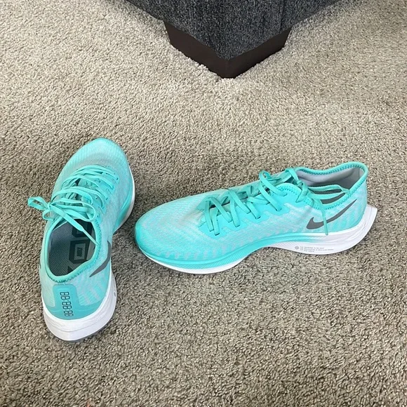 NWOT Nike ZoomX Running Shoes - Picture 3 of 4